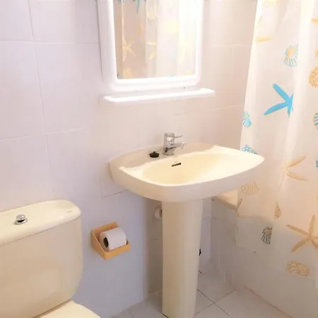 Calas Holidays Lek Apartamento *